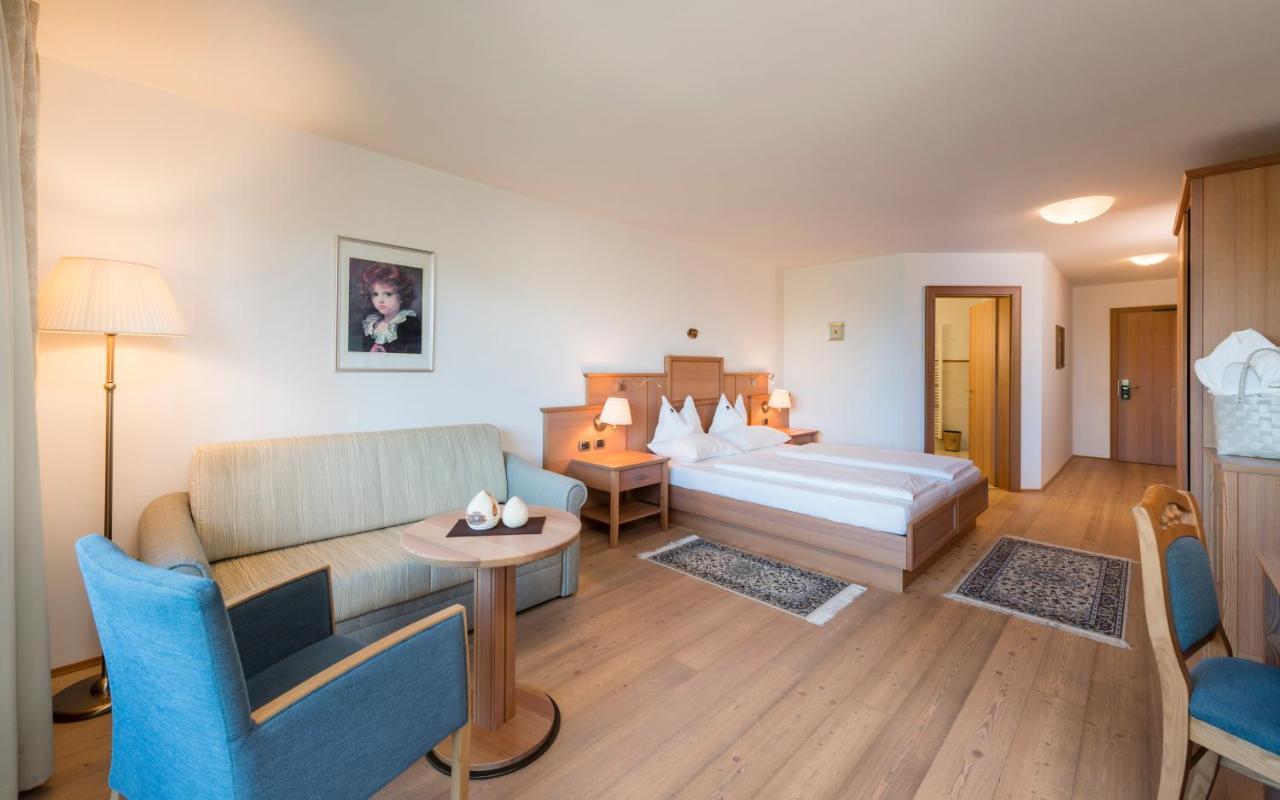Hotel Peter Monte San Pietro Esterno foto