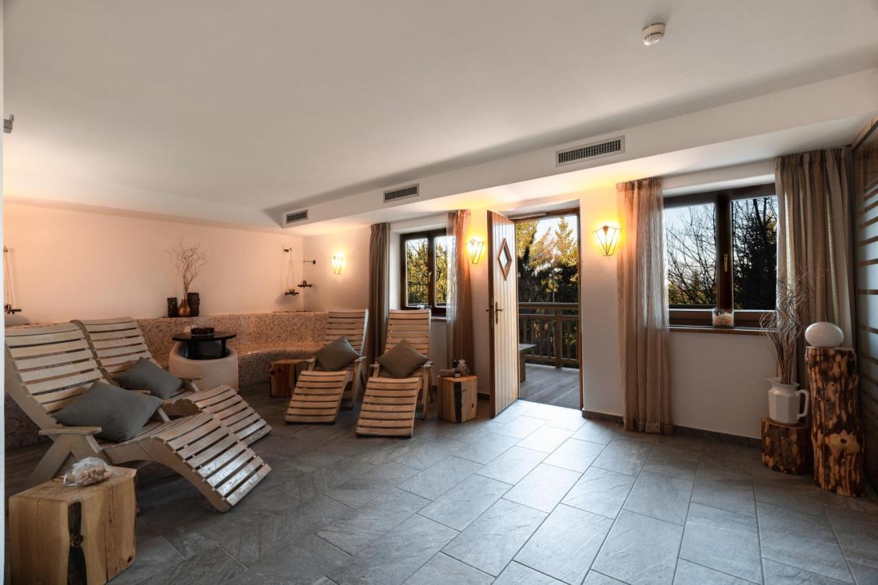 Hotel Peter Monte San Pietro Esterno foto