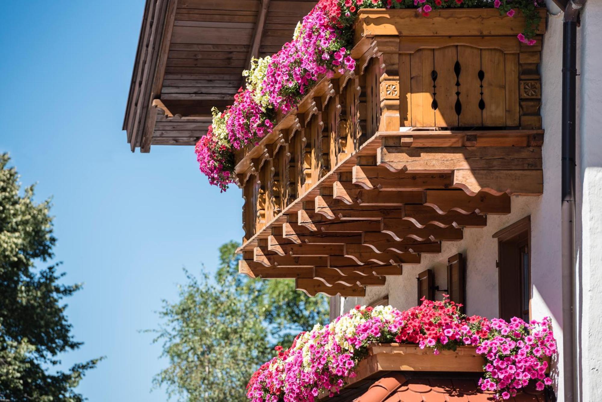 Hotel Peter Monte San Pietro Esterno foto